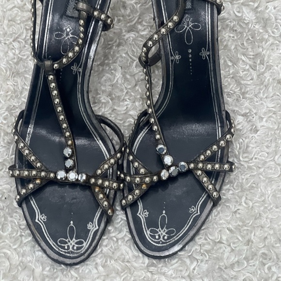 Prada Grey Metallic Studded Leather T Strap Sandals Size 39.5 - Picture 2 of 12